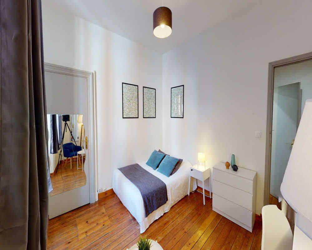 Appartement 5 pièces 120 m² · à Toulouse · 120 m² · 765 €