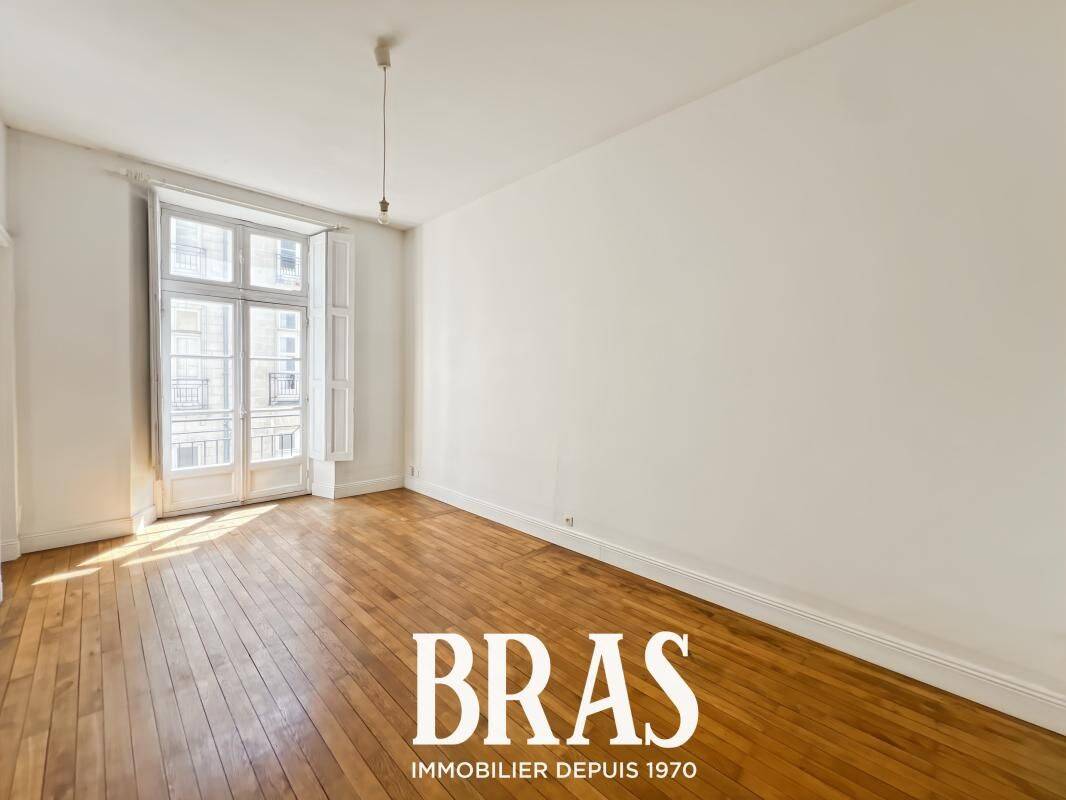 Appartement 2 pièces 56 m² · à Nantes · 56 m² · 908 €