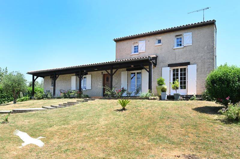 Maison 6 pièces 197 m² · à Fléac · 197 m² · 278 144 €