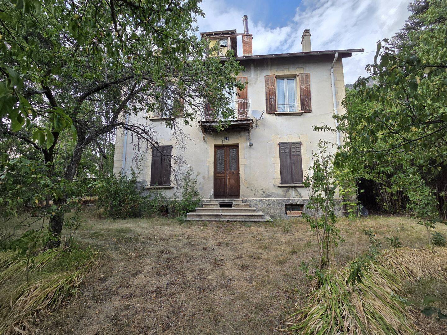 Maison 8 pièces 200 m² · à Briançon · 200 m² · 350 000 €