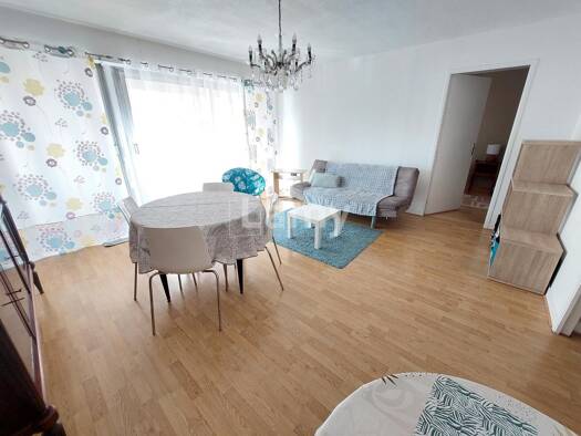 Appartement à louer 570 € 2 pièces 48 m² Étage 1/6 Le Hameau Pau 64000