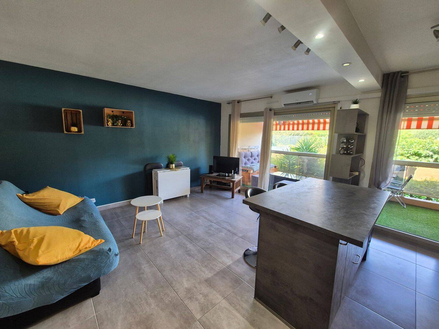 Appartement 2 pièces 42 m² · à Antibes · 42 m² · 1 100 €