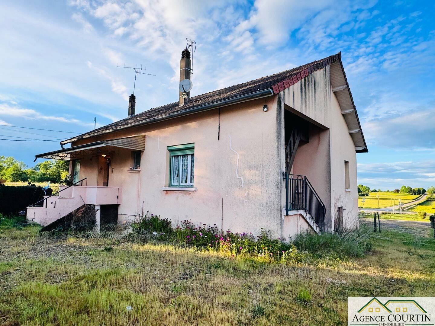 Maison 7 pièces 140 m² · à Frangy-en-Bresse · 140 m² · 85 000 €