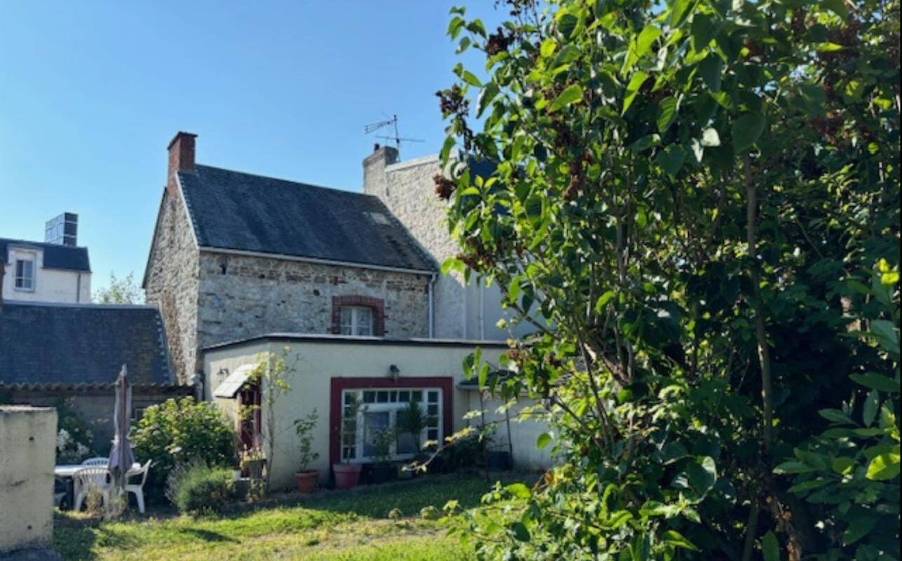 Maison 4 pièces 98 m² · à Donville-les-Bains · 98 m² · 250 000 €