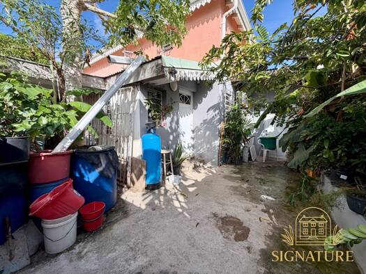 Duplex à vendre 189 000 € 2 pièces 1 chambre 46 m² RDC Saint-Martin 97150