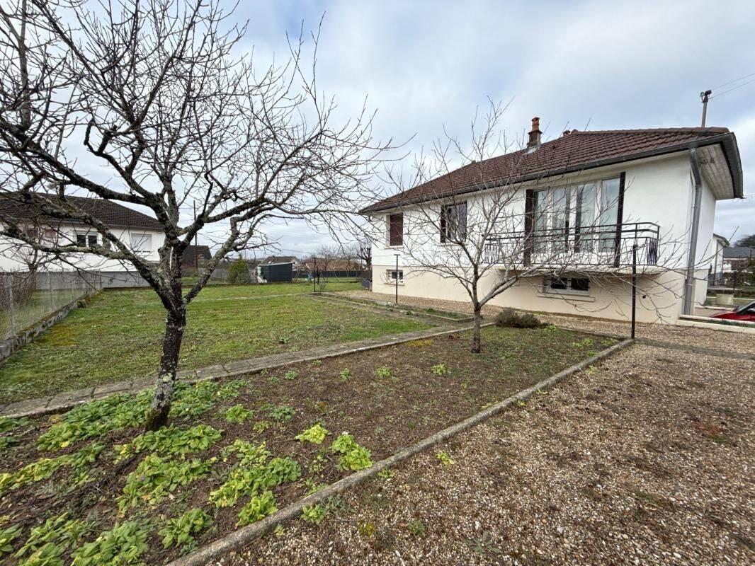 Maison 4 pièces 64 m² · à Dole · 64 m² · 185 000 €