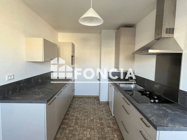 Appartement 5 pièces 140 m² · à Le Mans · 139,9 m² · 1 300 €/mois