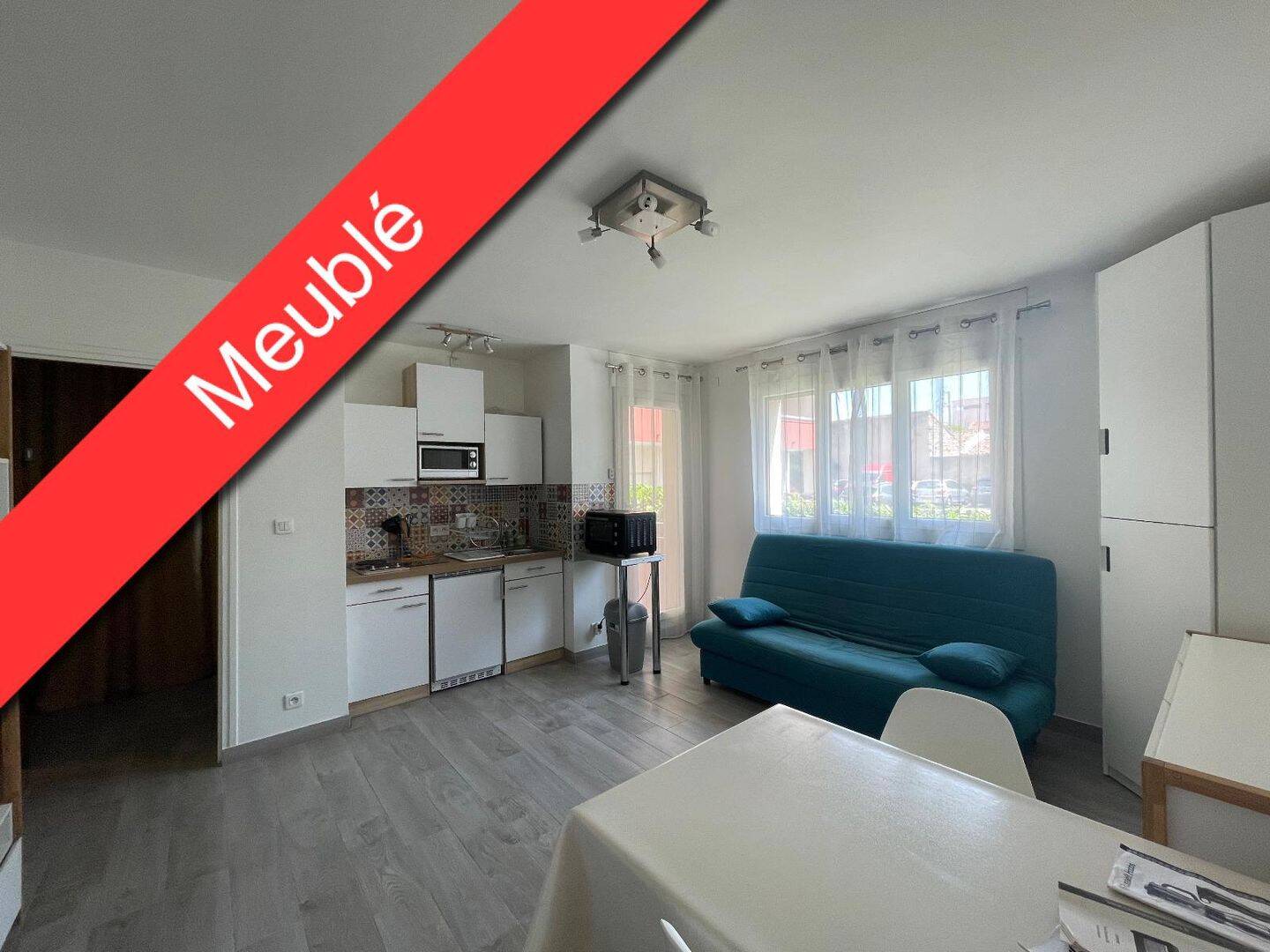 Appartement 1 pièce 25 m² · à Nîmes · 24,5 m² · 480 €