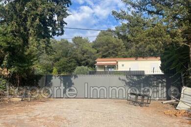 Local commercial à louer 2 350 € 250 m² de surface de vente Val Fleuri-Montaleigne Cagnes-sur-Mer 06800