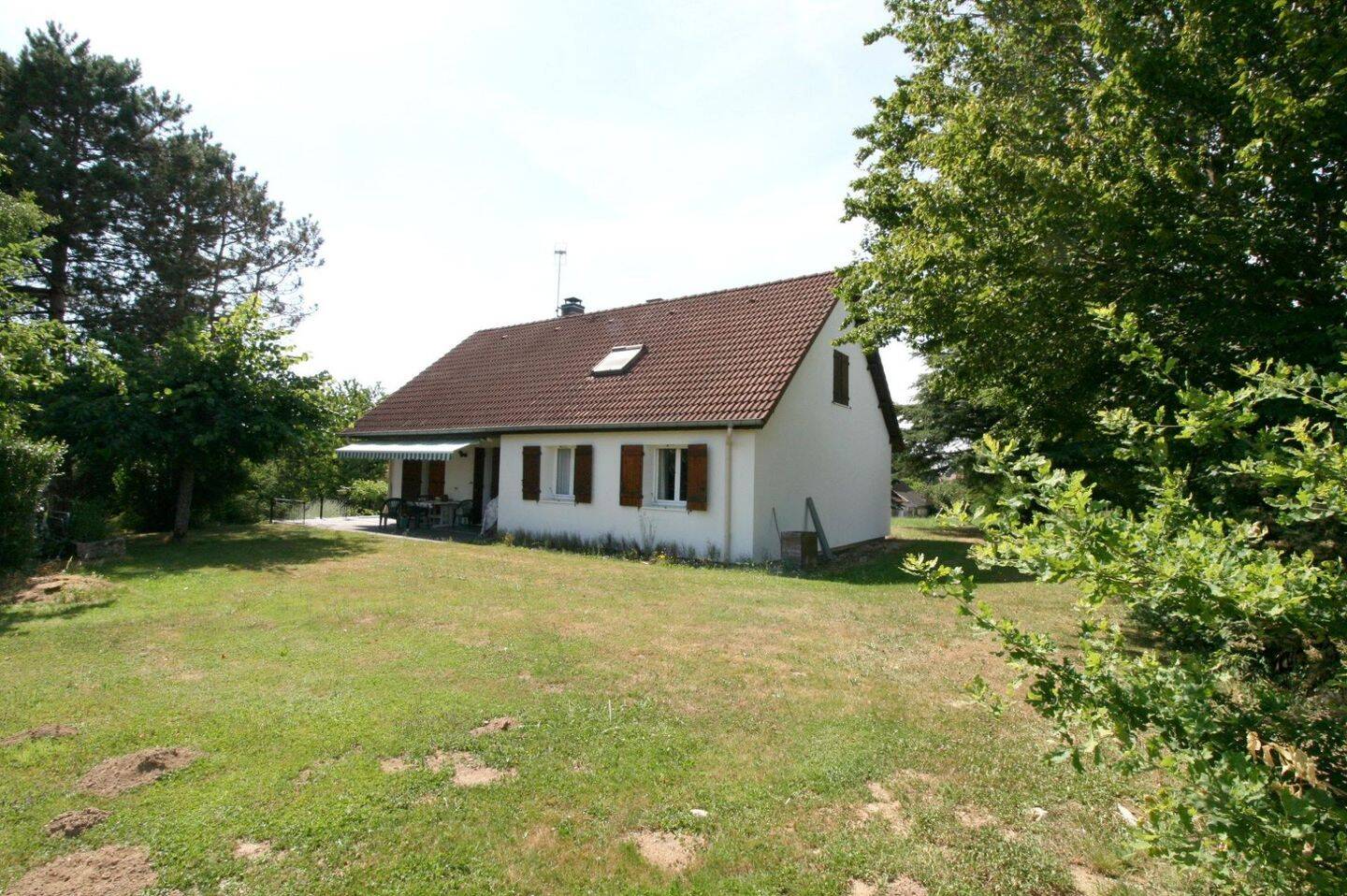 Maison 8 pièces 203 m² · à Dole · 203 m² · 260 000 €