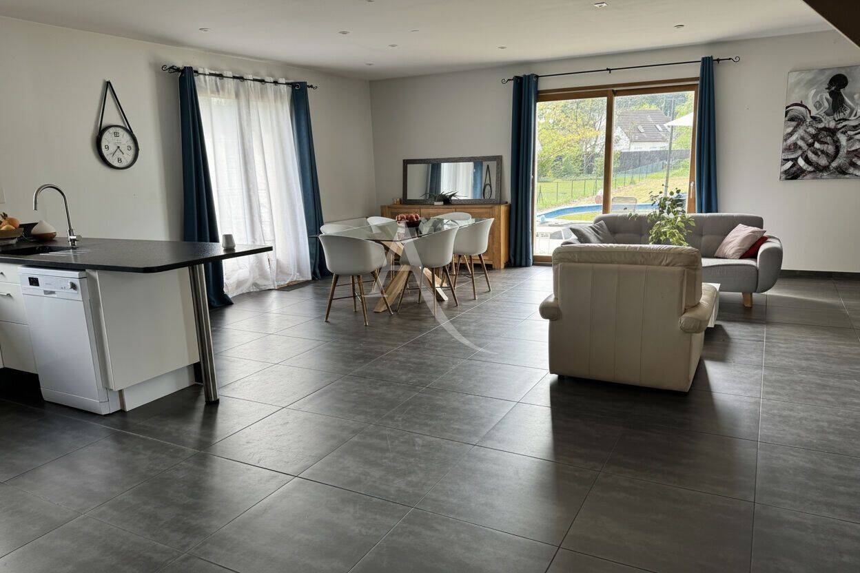 Maison 6 pièces 151 m² · à Lamotte-Beuvron · 151 m² · 255 000 €