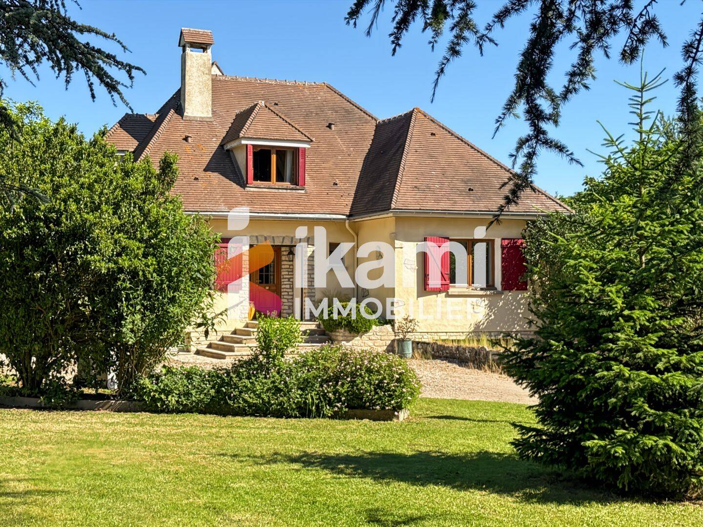 Maison 6 pièces 135 m² · à Chéroy · 135 m² · 234 500 €