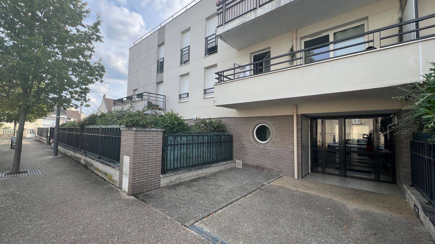Appartement 1 pièce 28 m² · à Conflans-Sainte-Honorine · 28 m² · 950 €