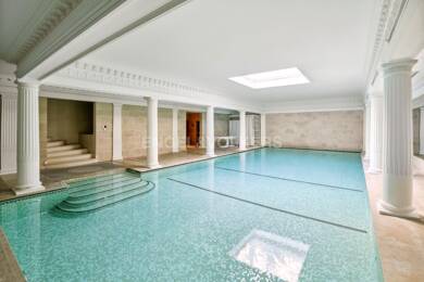 Hôtel particulier à vendre 19 500 000 € 8 pièces 4 chambres 731 m² 892 m² de terrain Ile de la Jatte-Parc d'Orléans Neuilly-sur-Seine 92200