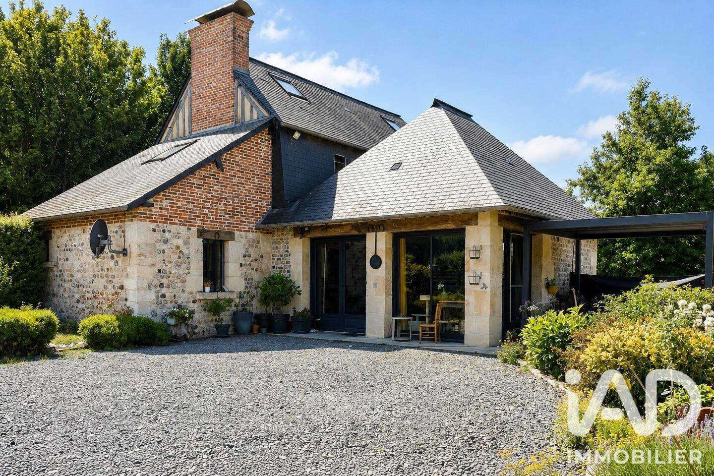 Maison 5 pièces 135 m² · à La Rivière-Saint-Sauveur · 135 m² · 335 000 €