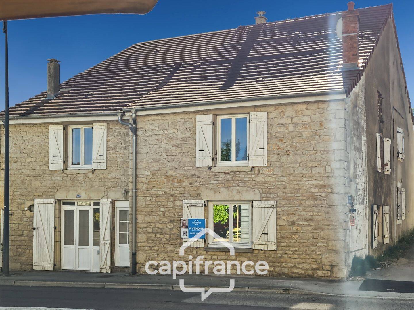 Maison 6 pièces 120 m² · à Beaufort-Orbagna · 120 m² · 129 000 €