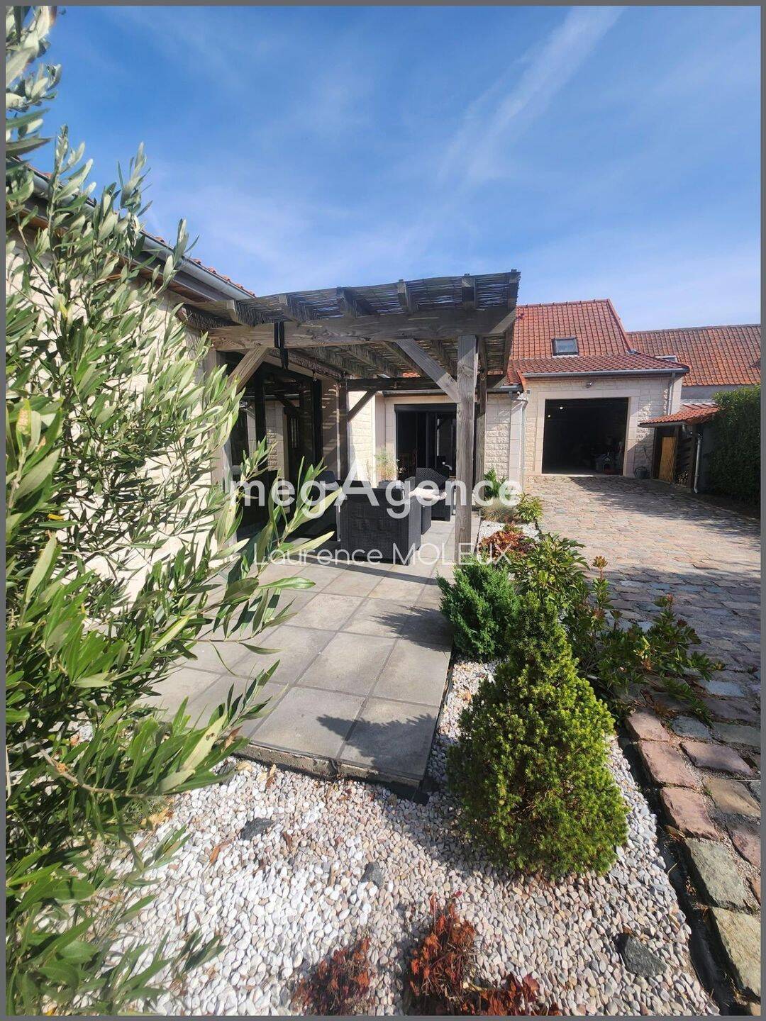 Maison 6 pièces 183 m² · à Ambleteuse · 183 m² · 635 000 €