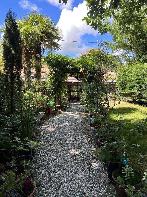 Maison 5 pièces 105 m² · à Sainte-Pazanne · 105 m² · 234 000 €