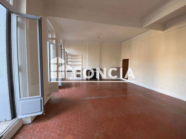Appartement 5 pièces 150 m² · à Aix-en-Provence · 150,4 m² · 2 165 €