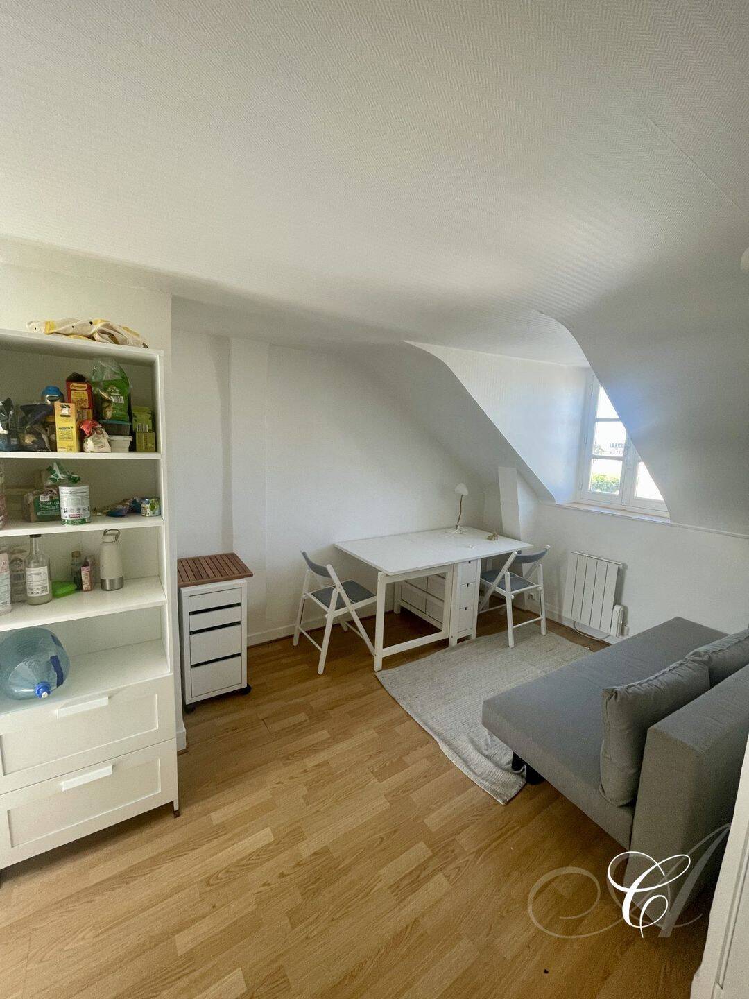Appartement 2 pièces 21 m² · à Versailles · 21,4 m² · 930 €