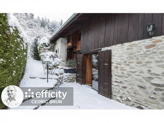 Chalet à vendre 400 000 € 5 pièces 4 chambres 109,9 m² 372 m² de terrain Ouest Saint-Gervais-les-Bains 74170