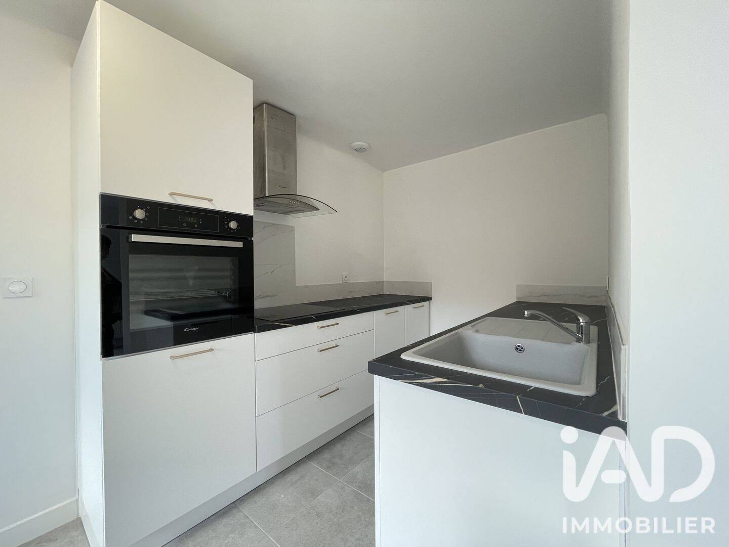 Maison 3 pièces 66 m² · à Ormes · 66 m² · 900 €
