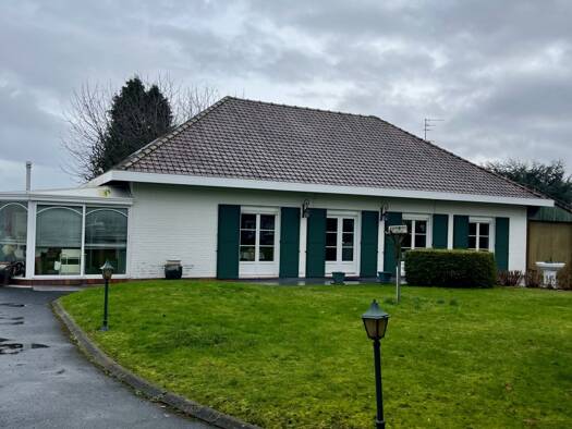 Maison à vendre 364 000 € 8 pièces 4 chambres 181 m² 2 586 m² de terrain Verquigneul 62113