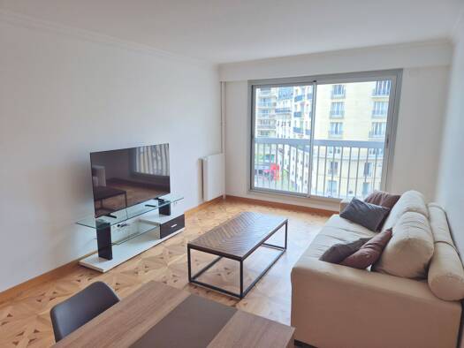 Appartement à louer 2 300 € 2 pièces 1 chambre 57 m² Étage 5/8 Emeriau-Zola Paris 15ème arrondissement 75015