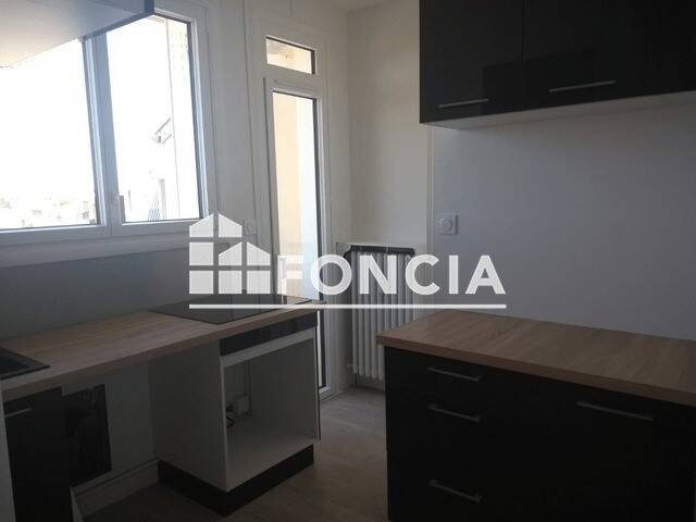Appartement 2 pièces 47 m² · à Poitiers · 46,9 m² · 678 €