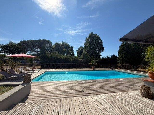 Maison 10 pièces 292 m² · à Cazères · 292 m² · 449 000 €