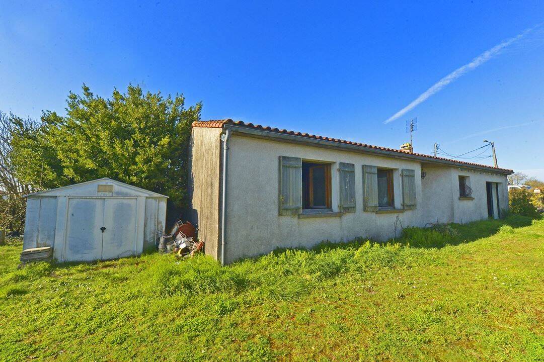 Maison 4 pièces 95 m² · à Semussac · 95 m² · 192 000 €
