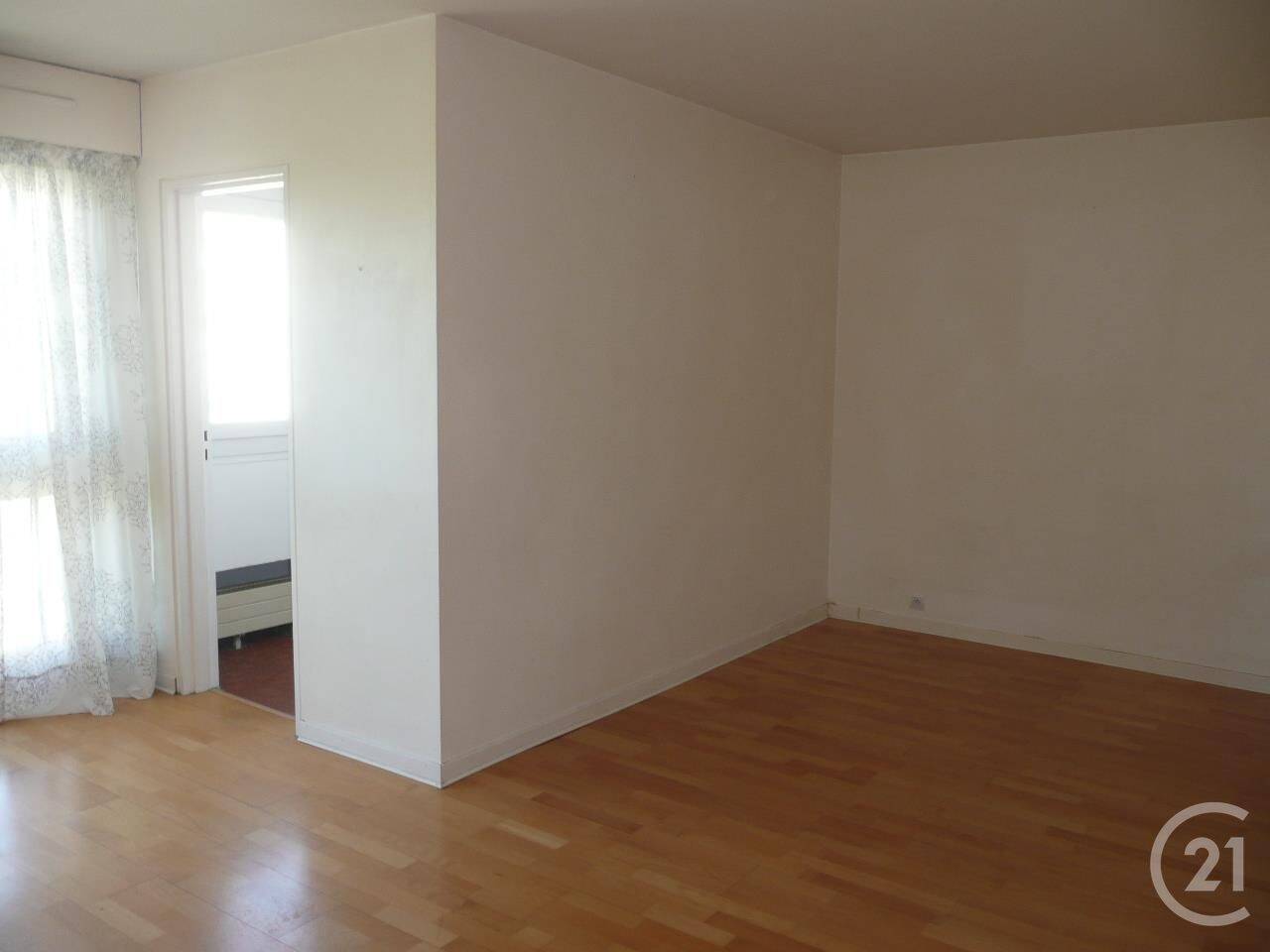 Appartement 1 pièce 35 m² · à Élancourt · 35,1 m² · 734 €/mois