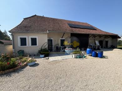 Maison de plain-pied à vendre 160 000 € 3 pièces 1 chambre 73 m² 2 812 m² de terrain Pierre de Bresse 71270
