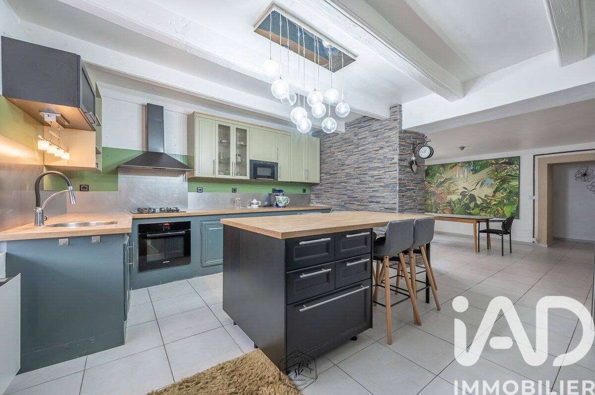 Maison 7 pièces 250 m² · à Kemplich · 250 m² · 249 000 €