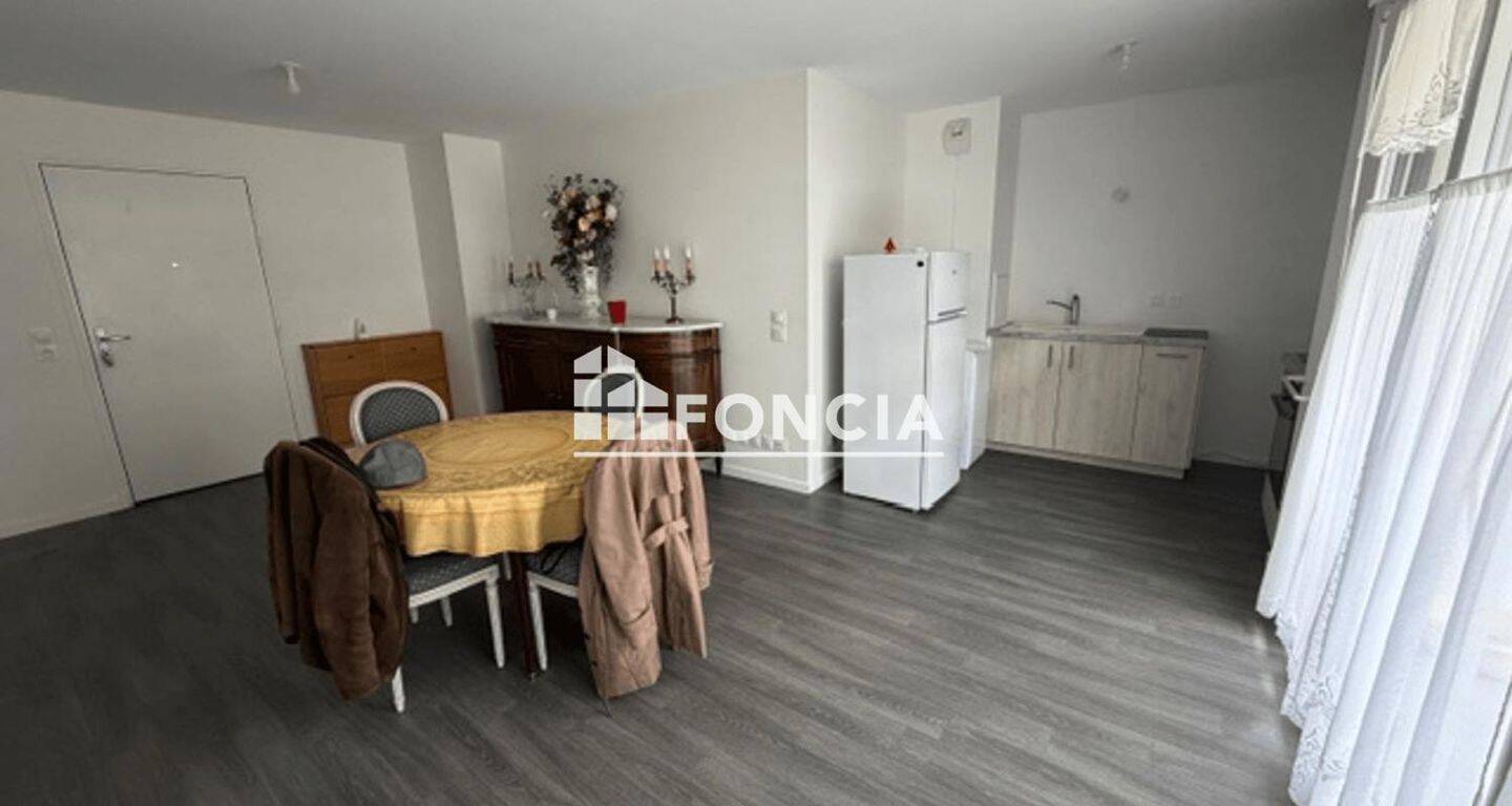 Appartement 2 pièces 44 m² · à Le Plessis-Trévise · 44,4 m² · 850 €
