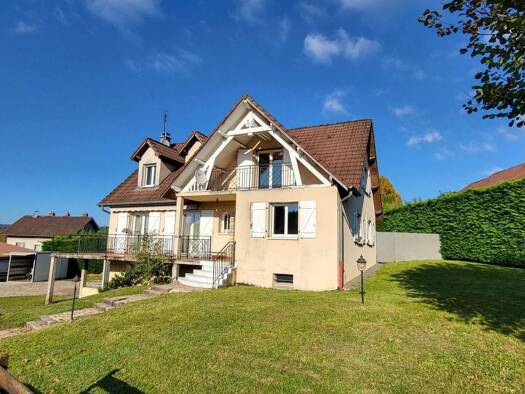 Maison à vendre 155 000 € 7 pièces 5 chambres 155 m² 1 000 m² de terrain L'Isle-sur-le-Doubs 25250