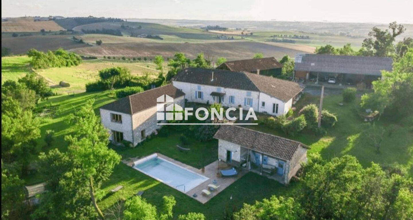 Maison 8 pièces 350 m² · à Flamarens · 350 m² · 750 000 €