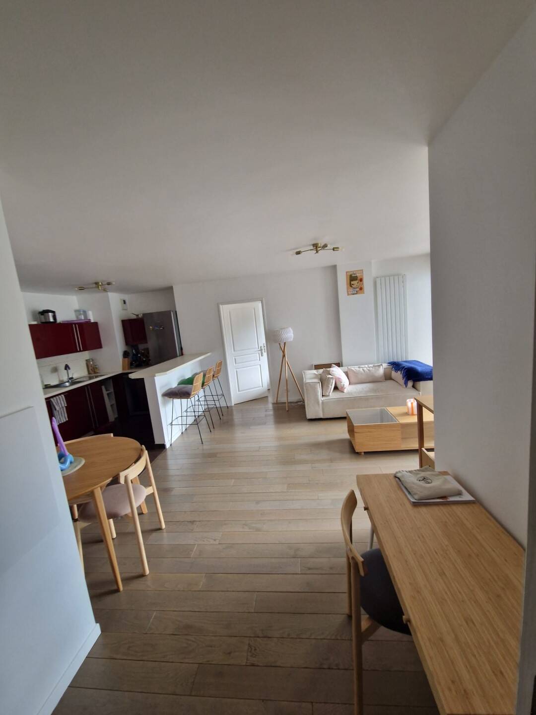Appartement 3 pièces 70 m² · à Courbevoie · 70 m² · 2 390 €