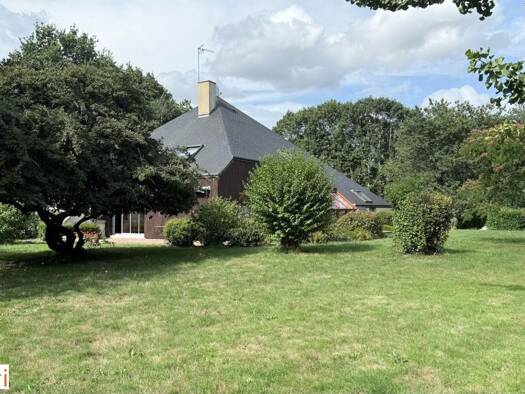Maison à vendre 269 900 € 6 pièces 5 chambres 175 m² 9 520 m² de terrain Le Mené 22330