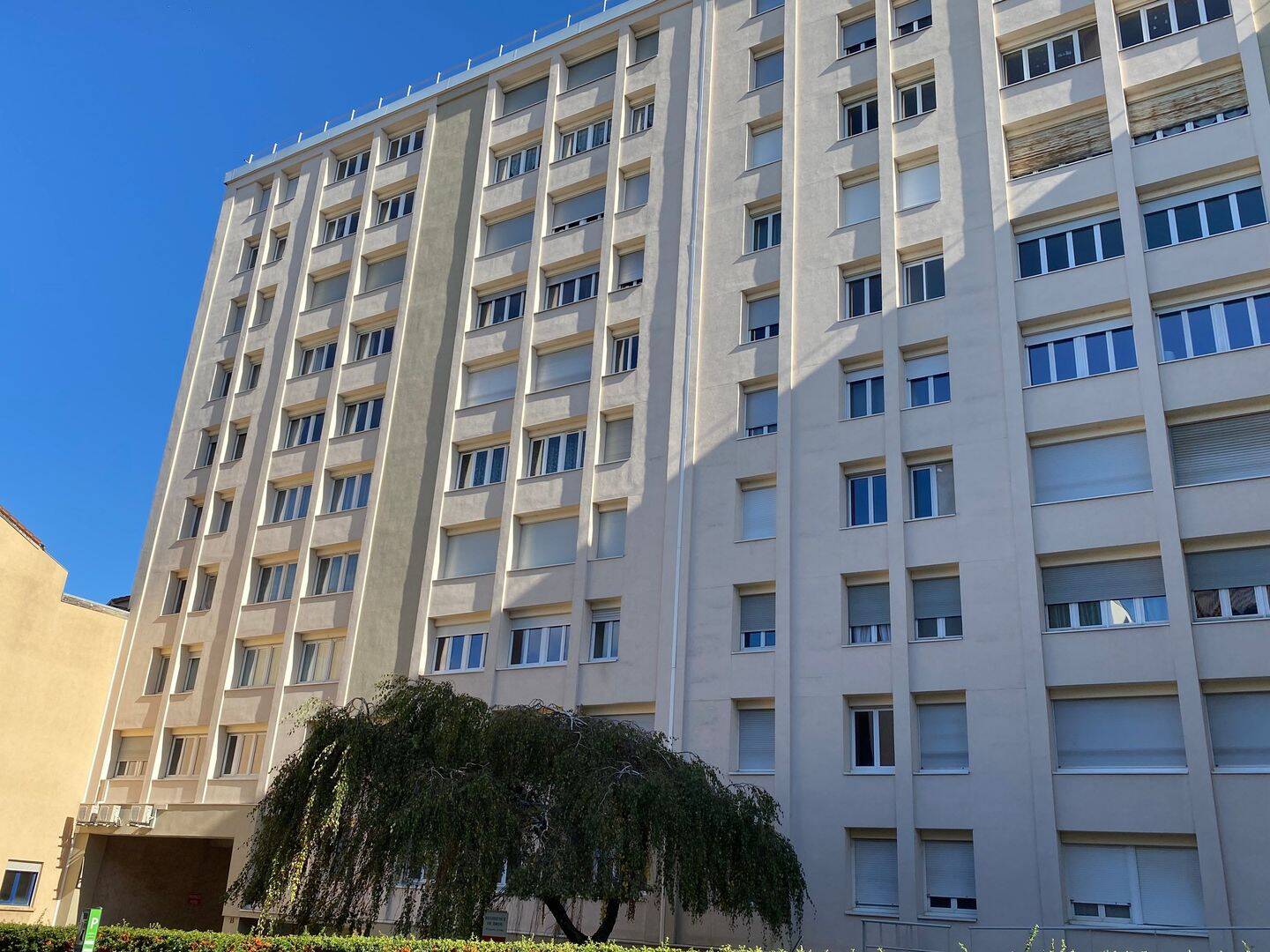 Appartement 3 pièces 79 m² · à Bourg-en-Bresse · 79 m² · 915 €