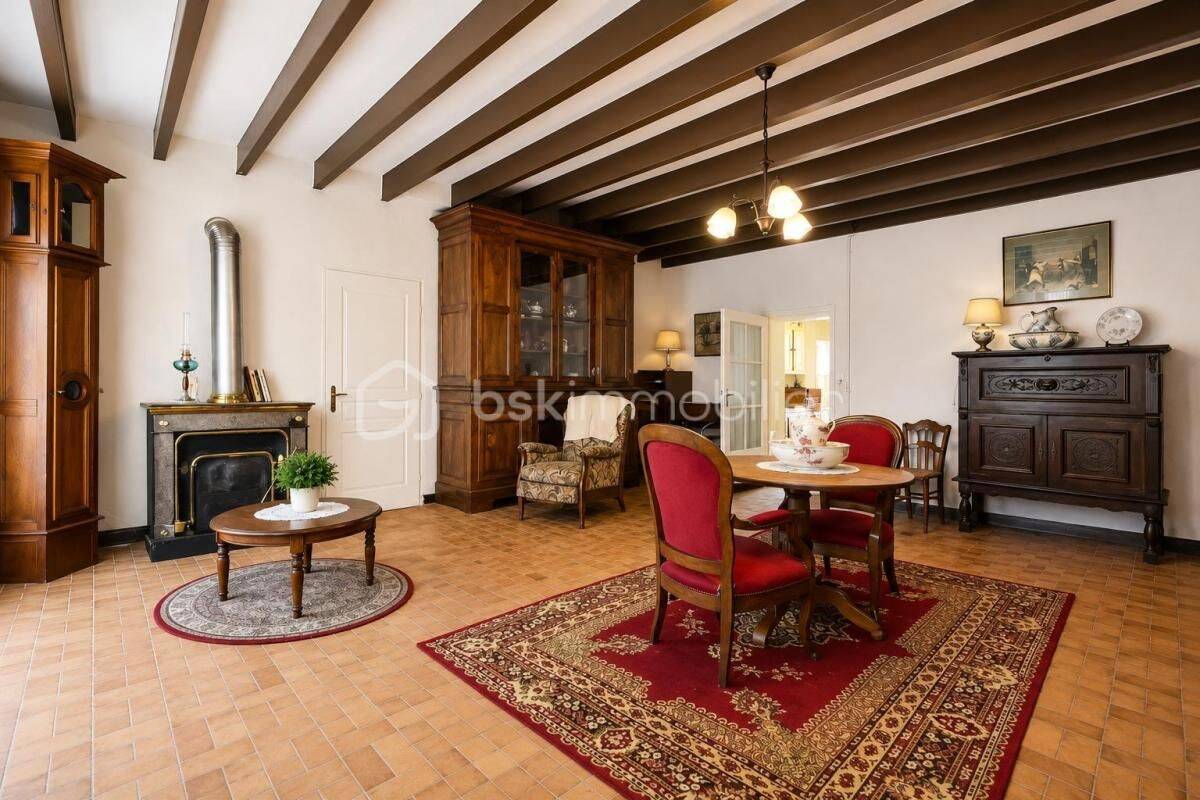 Maison 7 pièces 150 m² · à Coutras · 150 m² · 80 000 €
