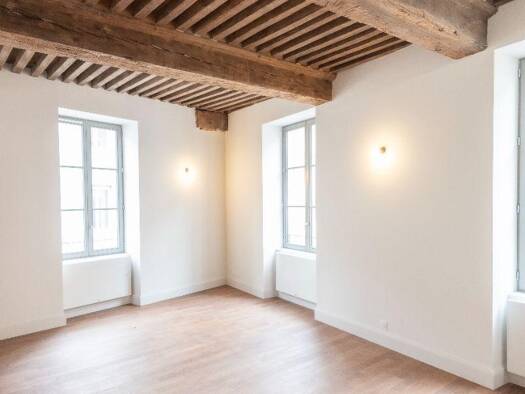 Appartement à vendre 270 000 € 4 pièces 3 chambres 95,7 m² Centre Ville Mâcon 71000