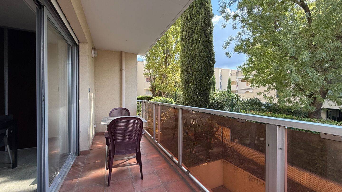 Appartement 2 pièces 34 m² · à Aix-en-Provence · 34 m² · 807 €