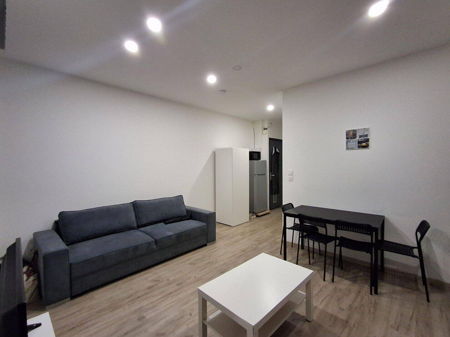 Appartement 2 pièces 37 m² · à Saint-Étienne · 36,6 m² · 550 €/mois