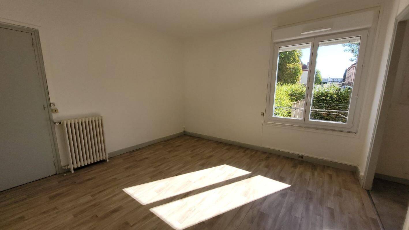 Appartement 3 pièces 59 m² · à Montluçon · 59 m² · 379 €/mois