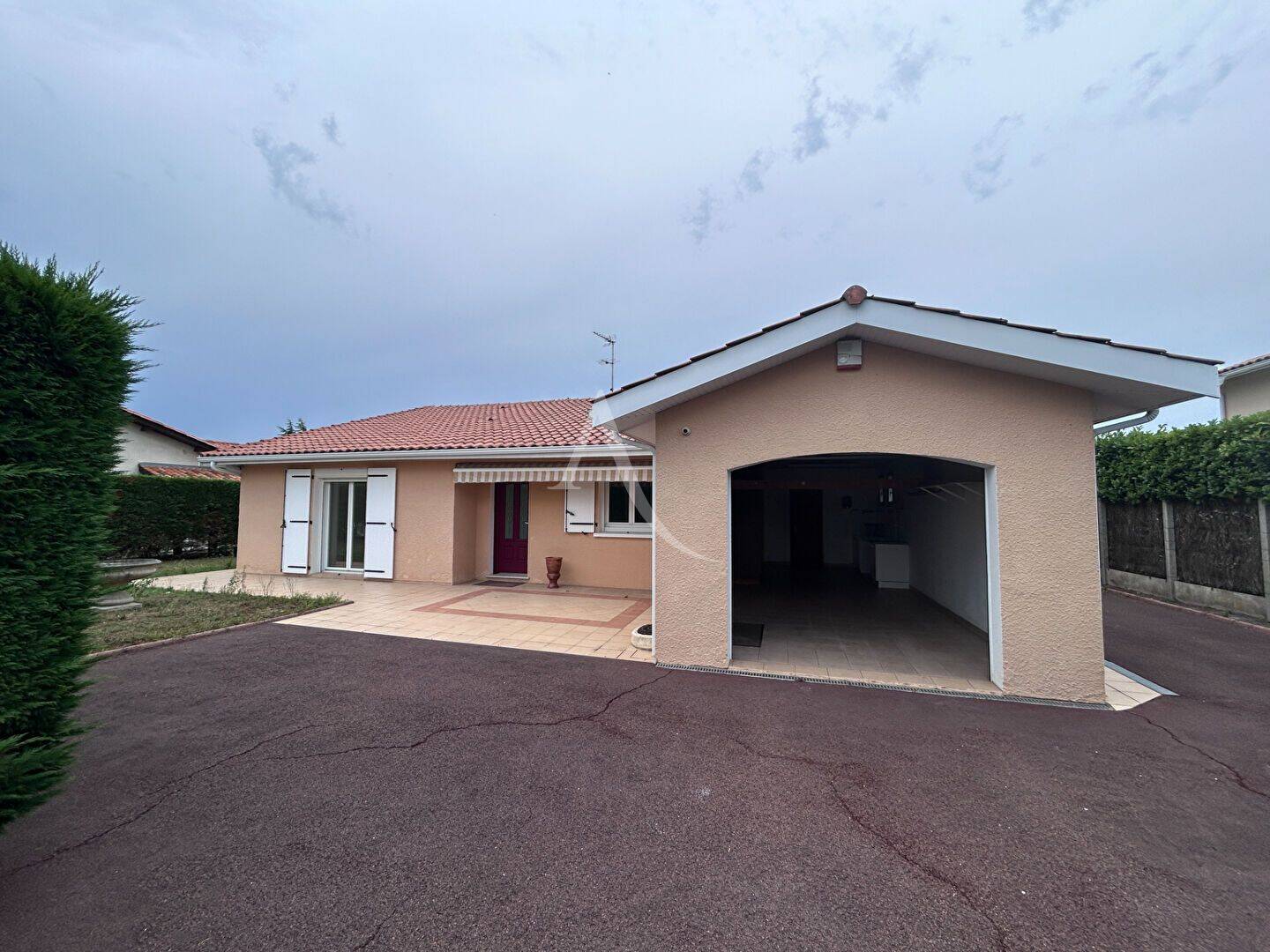 Maison 5 pièces 134 m² · à Saint-Médard-en-Jalles · 134,5 m² · 1 750 €