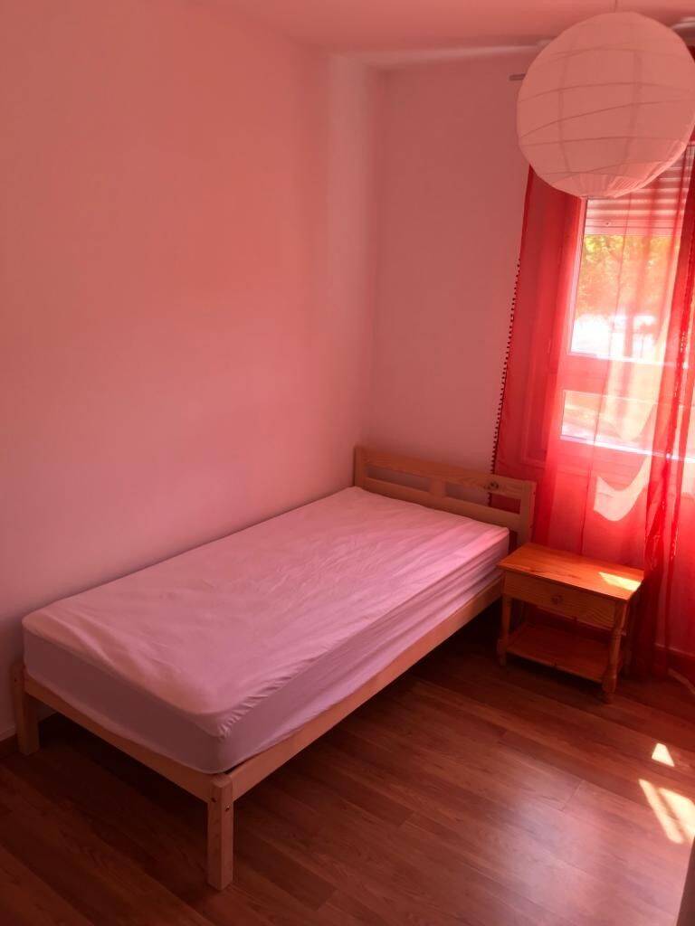 Appartement 1 pièce 10 m² · à Mérignac · 10 m² · 325 €