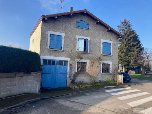 Duplex à vendre 198 000 € 5 pièces 3 chambres 99,5 m² RDC Saint-Paul-de-Varax 01240