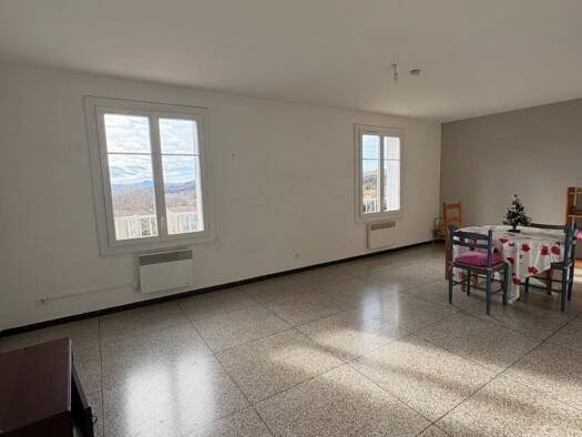 Appartement à vendre 157 000 € 3 pièces 2 chambres 78 m² 2ème étage Forcalquier 04300