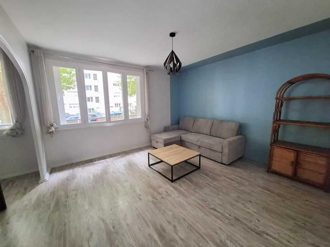 Appartement 3 pièces 67 m² · à Lyon 8ème Arrondissement · 67 m² · 1 050 €/mois